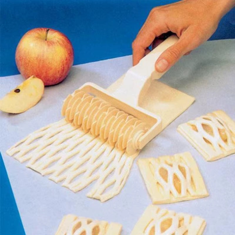 Premium Pie and Pizza Cutter Set with Three Size Options - Professional Pastry Bakeware, Embossing Dough Roller, and Lattice Cake Tools