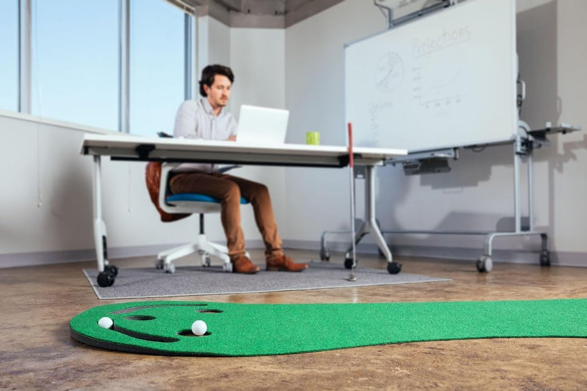 Professional Golf Putting Green for Par Three Practice